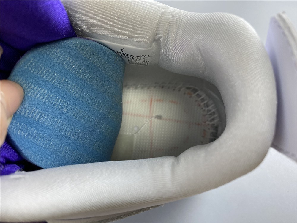 Air Jordan 4 Pure Money 408452-115